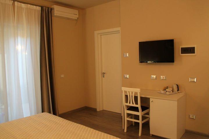 Il Viale B&B Pontedera Extérieur photo